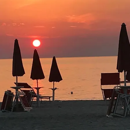 Gasthof Isca Blue Casa In Vicino Al Mare, Sino A Max 8 Persone