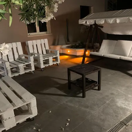 Isca Blue Casa In Con Ampio Spazio Esterno Vicino Al Mare, Sino A Max 8 Persone