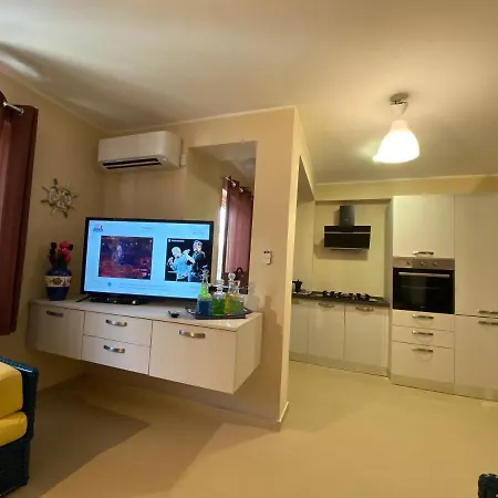 Isca Blue Casa In Vicino Al Mare, Sino A Max 8 Persone 4* Isca sullo Ionio