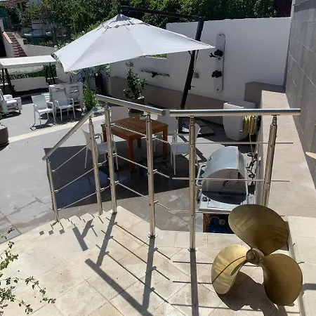 Isca Blue Casa In Vicino Al Mare, Sino A Max 8 Persone 3*