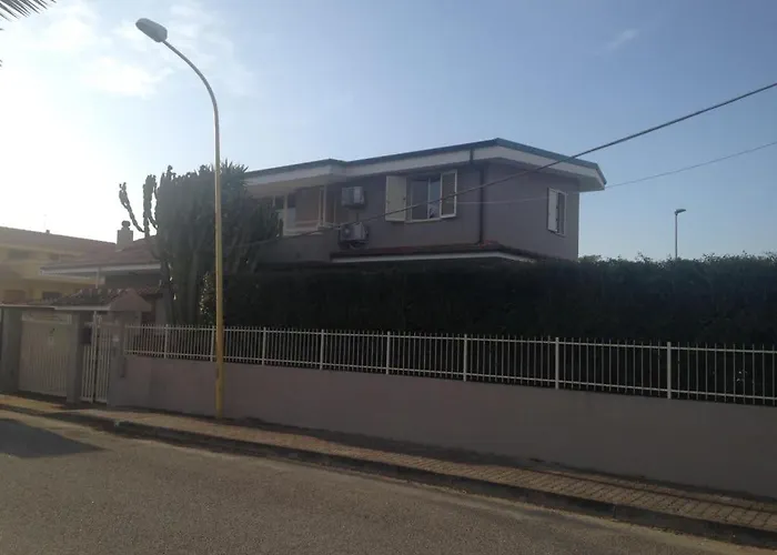 Isca Blue Casa In Vicino Al Mare, Sino A Max 8 Persone 3*